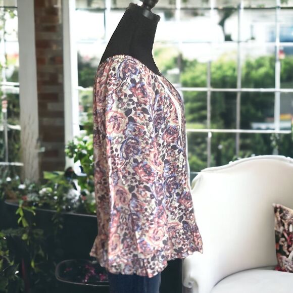 Zac & Rachel Flowy Floral Blouse with Lace Accent, Size Medium - Picture 4 of 9